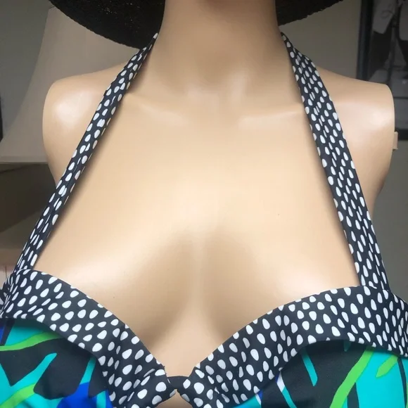 24th & OCEAN TANKINI- SIZE M - MULTI COLORS - Picture 3 of 10
